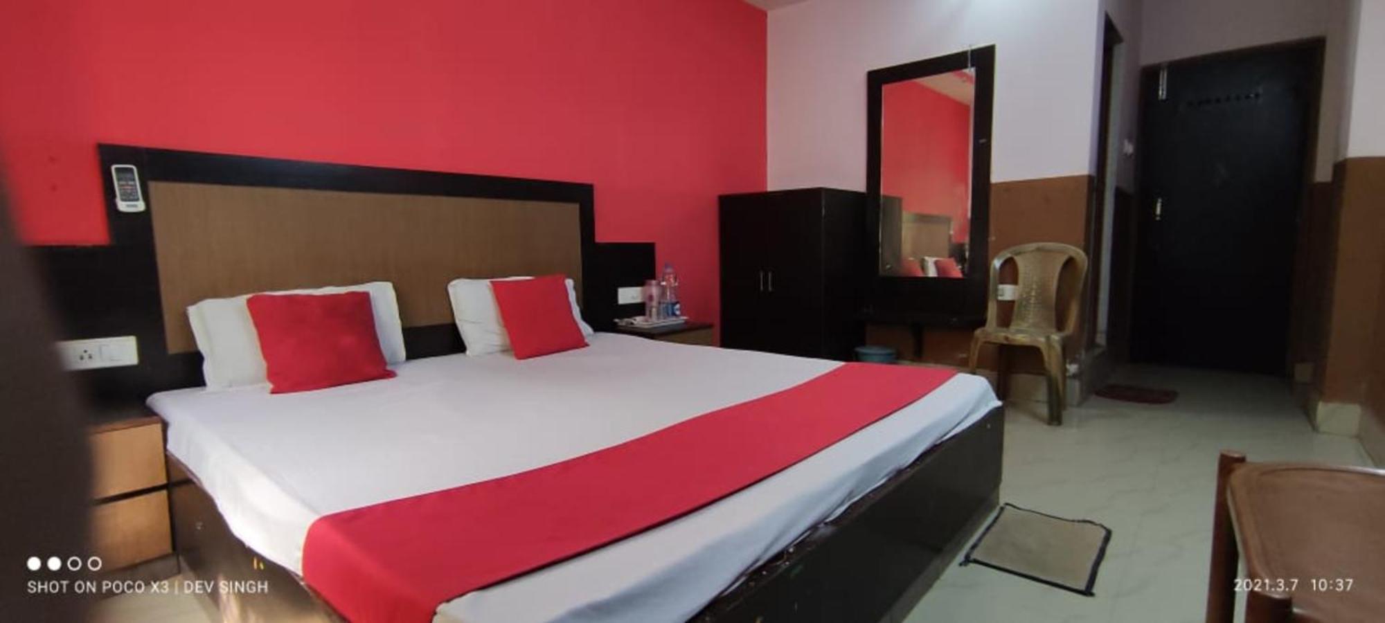 Hotel Samrat Palace Near Puri Sea Beach Best Choice Of Travellers By Morservices Экстерьер фото